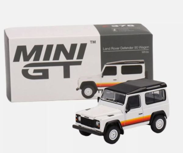 MGT00378-R - LAND ROVER Defender 90 wagon RHD White - 1