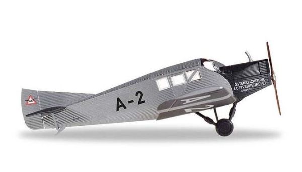 HER019415 - Austrian Air Force Junkers F-13s - 1