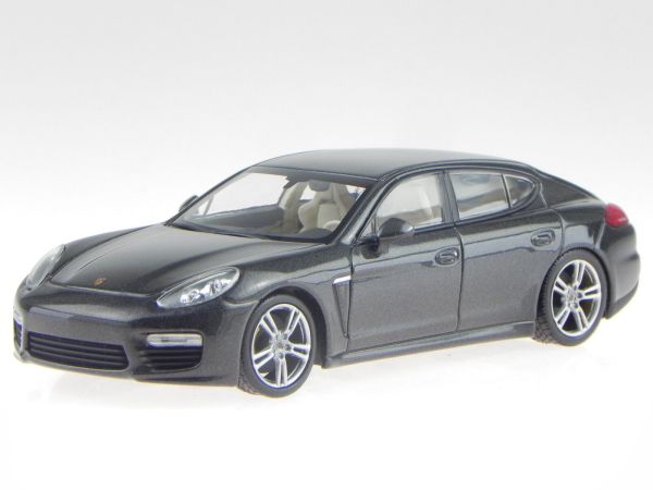 MNC0206800E - PORSCHE Panamera Turbo S metallic grey - 1