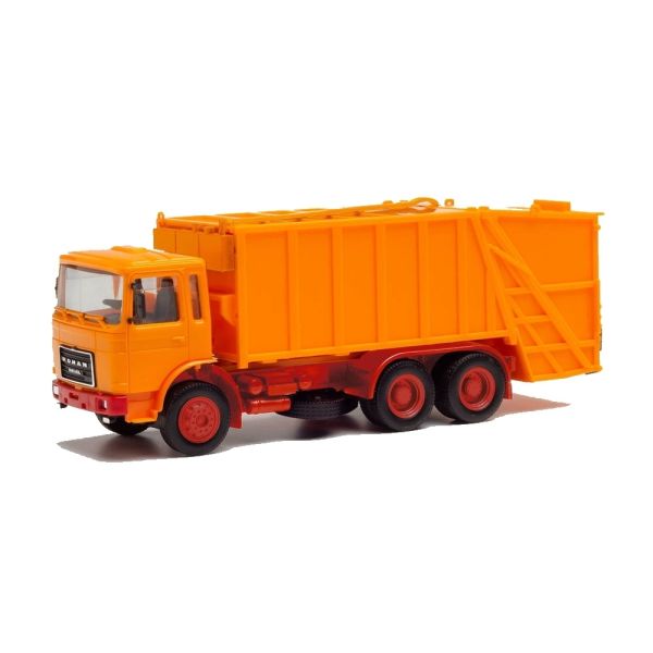 HER013833 - ROMAN 6x4 garbage truck in kit form - 1