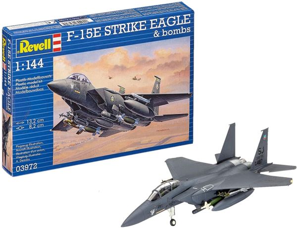 REV03972 - F-15E STRIKE EAGLE plane & bombs to assemble and paint - 1