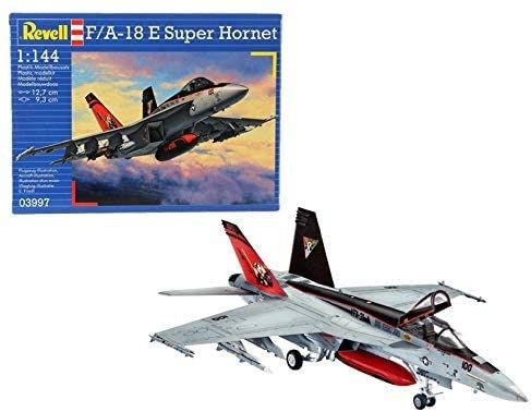 REV03997 - Build and paint F/A-18E Super Hornet fighter jet - 1