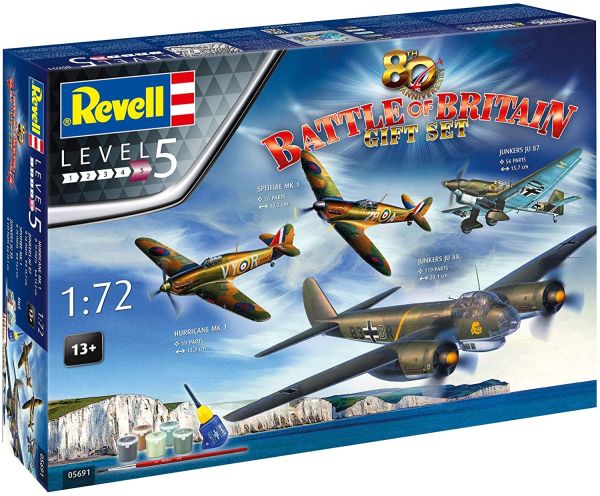 REV05691 - 80th Anniversary of the Battle of Britain with painting to assemble and paint - 1