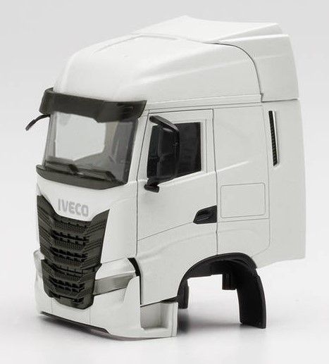 HER085342 - 2 IVECO S-Way cabins with smoke deflector - 1
