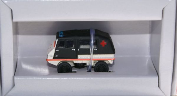 PRX11728 - PUCH HAFLINGER 700 AP Red Cross - 1