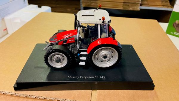 CW0163 - MASSEY FERGUSON 5S.145 fine wheels - 1