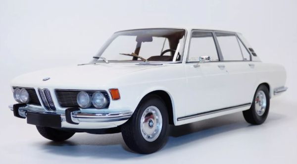 MNC155029202 - BMW 2500 1968 White - 1