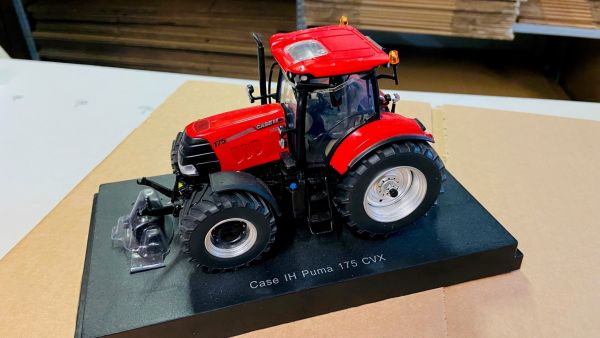CW0166 - CASE IH Puma 175 CVX wide wheels - 1