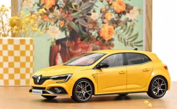 NOREV185389 - 2022 RENAULT Megane R.S. Trophy – Sirius Yellow - 1