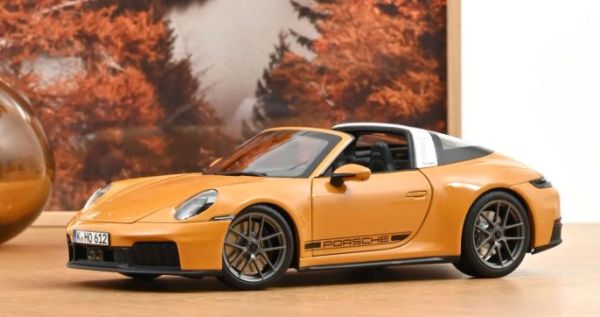NOREV187190 - 2025 Porsche 911 Targa 4 GTS Bahama Yellow - 1