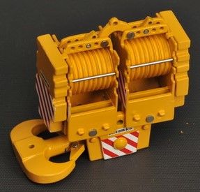 YCC206-2 - Hook 450 Tons 18 Pulleys 