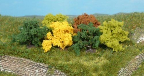 HEK1181 - Set of 8 red bushes. green and yellow 4 cm - 1