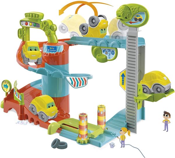 CLE17404 - Fun Garage with 1 car - 1