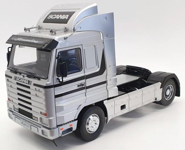 RK180103 - SCANIA 143 Streamline 1995 silver - 1
