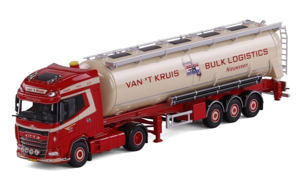 CAV20-1392 - DAF XG+ 4x2 with 3-axle tanker trailer – VAN'T KRUIS - 1
