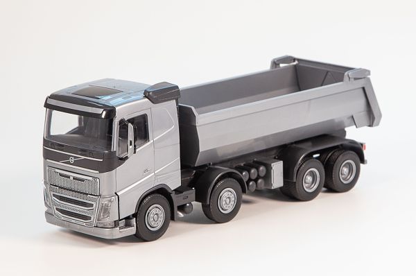EMEK21351 - VOLVO FH16 8x4 grey tipper truck - 1