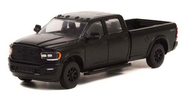 GREEN28090-F - RAM 2500 Crew cab 2021 from the series BLACK BANDIT Collection in blister pack - 1