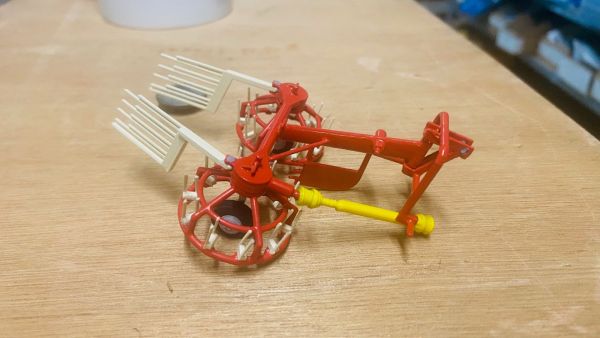 CW0006 - STRELLA tedder - 1