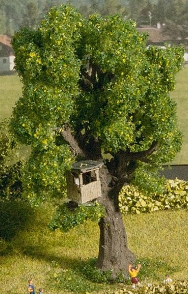 NOC21766 - Tree with hut 10 cm - 1