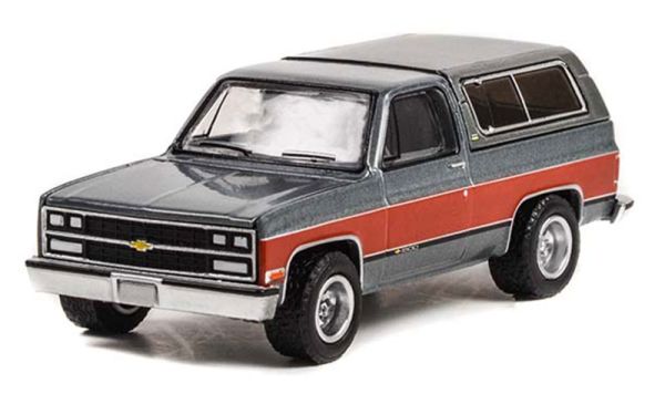 GREEN35230-D - 1990 CHEVROLET K5 blazer Lifted from the ALL-TERRAIN series under blister - 1
