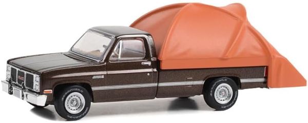 GREEN38050-D - 1986 GMC Sierra Classic 1500 in brown from THE GREAT OUTDOORS series in blister pack - 1