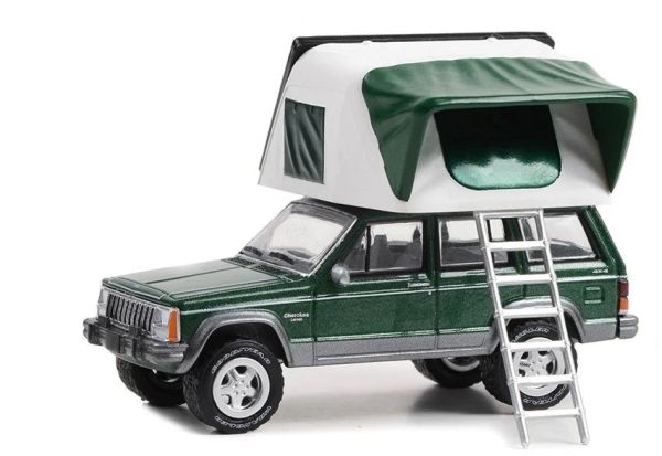 GREEN38050-E - 1992 JEEP Cherokee Laredo in green from THE GREAT OUTDOORS series in blister pack - 1