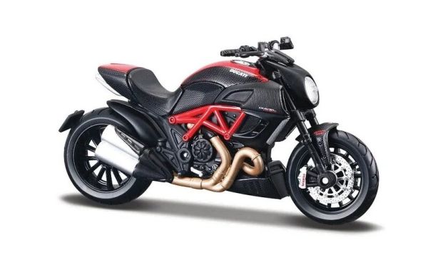 MST39300-G - DUCATI Diavel Carbon, black and red - 1