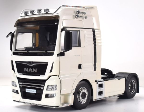 PRX30201 - MAN TGX XXL 4x2 2018 White - 1