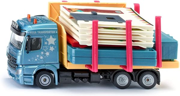 SIK3562 - Transport of prefabricated houses with stickers - 1