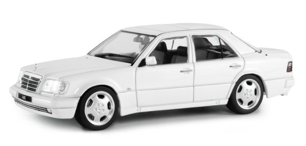 SOL4313205 - MERCEDES-BENZ E60 AMG 1994 White - 1