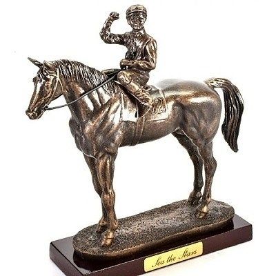 ATL4652117 - Race horse statue – Sea the stars - 1