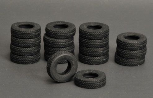 YCC560-1 - 17 Tires 16.00 / R25 for LIEBHERR LTM 1400 crane - 1