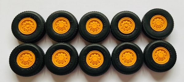 YCC561-2 - Tires and rims for LIEBHERR LTM 1200-5.1 FRANZ BRACHT crane - 1