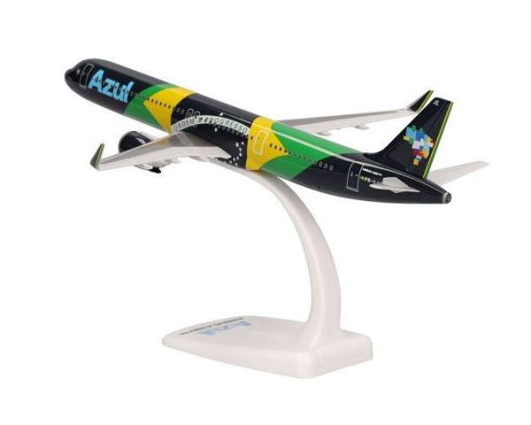 HER613682 - Airliner AIRBUS A321neo Azul Brazilian Airlines Brazilian Flag Livery - 1
