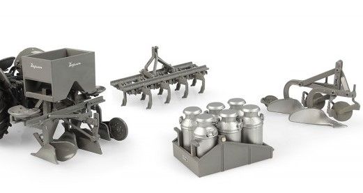 UH6247 - Box of 4 FERGUSON accessories - AVAILABLE MID OCTOBER - 1