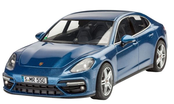 REV67034 - Model Set - Porsche Panamera 2 with painting to assemble - 1
