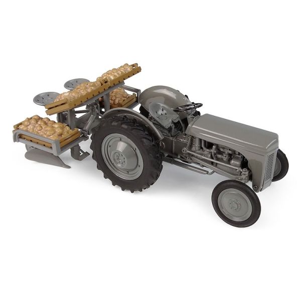 UH7127 - FERGUSON TE20 with FERGUSON 2-row potato planter – Limited to 1,000 units - 1