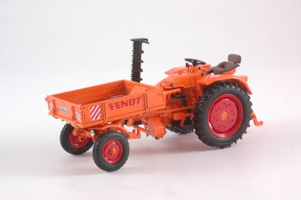 UH4158 - FENDT 231 GT Communal-Panningen Limited to 1500 ex - 1