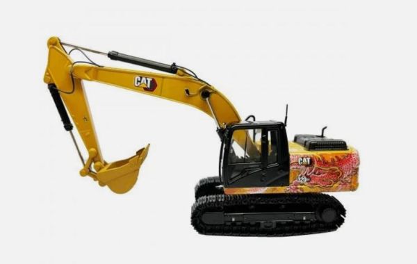 DCM85674L - CATERPILLAR 320 GX Crawler Excavator - Year of the Dragon - 1