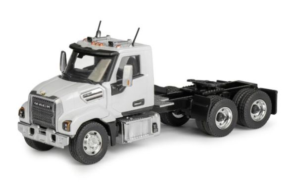CON86005/0 - MACK Keystone 6x4 White - 1
