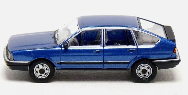 PRX870079 - VOLKSWAGEN Passat B2 Metallic Blue - 1