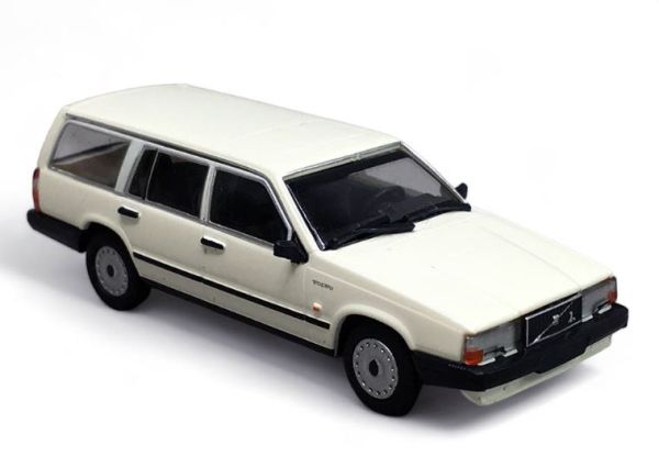 MNC870171714 - VOLVO 740 GL Estate 1986 White - 1