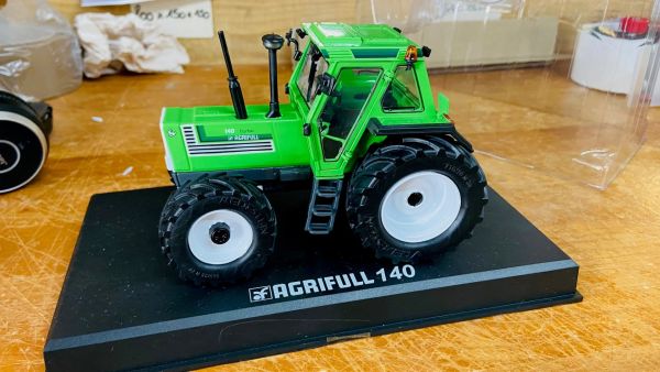 CW0157 - AGRIFULL 140 with VREDESTEIN tyres - 1