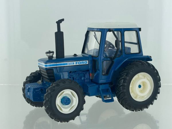 BRI43410 - FORD 9700 4WD - 1