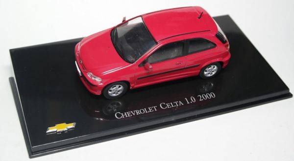 MAGCHECELTA00 - CHEVROLET Celta 1.0 2000 3 doors red - 1