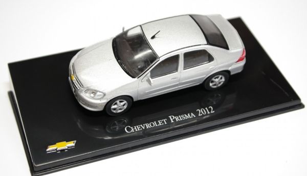 MAGCHEPRISMA - 2012 CHEVROLET Prisma gray 4-door sedan - 1
