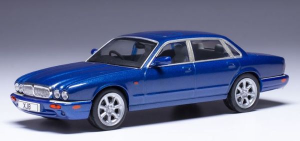 IXOCLC588N.22 - JAGUAR XJ8 1998 Blue - 1