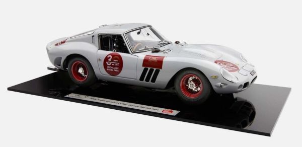 CMC288 - FERRARI 250 GTO Grey 1962-1964 - 30th Anniversary CMC - 1