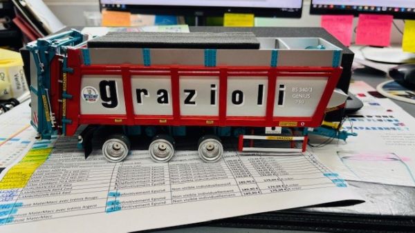 CW0256 - GRAZIOLI BS 340/3 Genius 750 manure spreader - 1