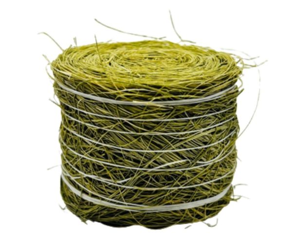 CW0269 - Round hay bale with white twine - Diameter: 4.8cm x Width: 3.6cm - 1